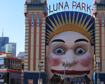 luna park amusement park