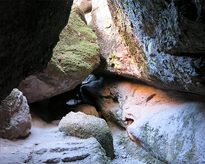 beach gulch cave pinnacles california