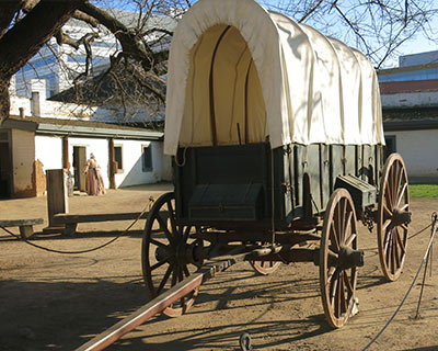 old sacramento sutters fort covered wagon