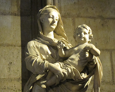 notre dame cathedral de paris statue of virgin mary