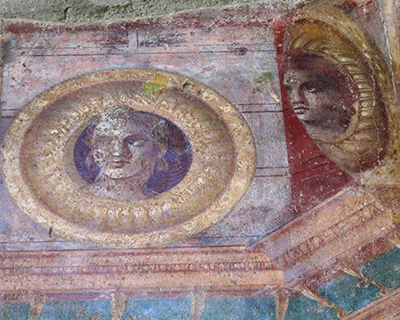 oplontis villa poppea atrium wall painting medallions faces