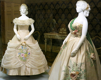 florence pitti palace costume museum