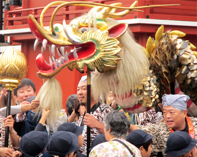 tokyo golden dragon dance