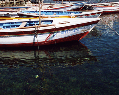 isla taquile boats lake titicaca