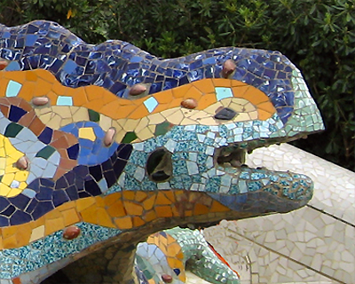 barcelona gaudi draco mosaic dragon park guell