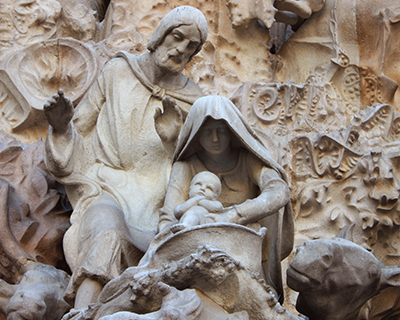 barcelona sagrada familia nativity facade