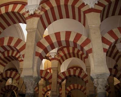 cordoba great mosque red and white arches