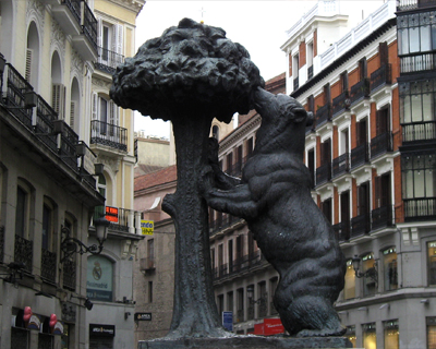 spain madrid bear statue symbol of the city