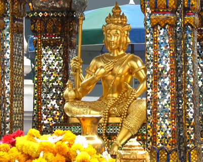 thailand bangkok erawan shrine