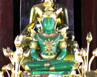 thailand chiang mai replica emerald buddha wat phra singh